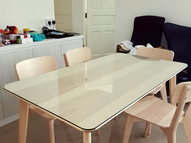 Curve raduis rounded corner table top glass